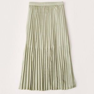 Pleated satin midi skirt